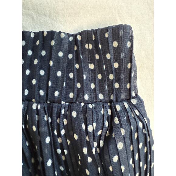 Pins and Needles Navy White Polka Dot Mini Skirt Size MEDIUM‎ - Picture 4 of 8
